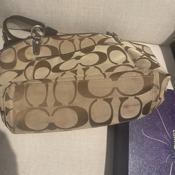 Coach Monogram Tote Bag - Picture 4 of 10